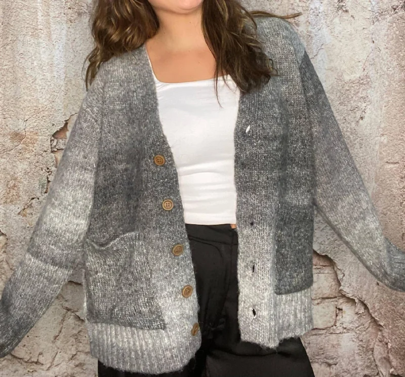 Oversized Cardigan in Grey Stretchy Elastic Breathable