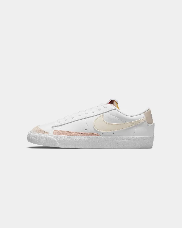 Nike Women's Blazer Low '77 White/Pink Oxfo Women's Elegant Jacket